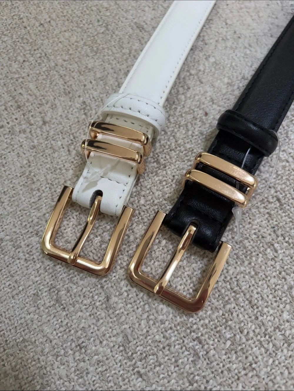 Set of 2 Kids Belts with Gold Buckles - White & Black